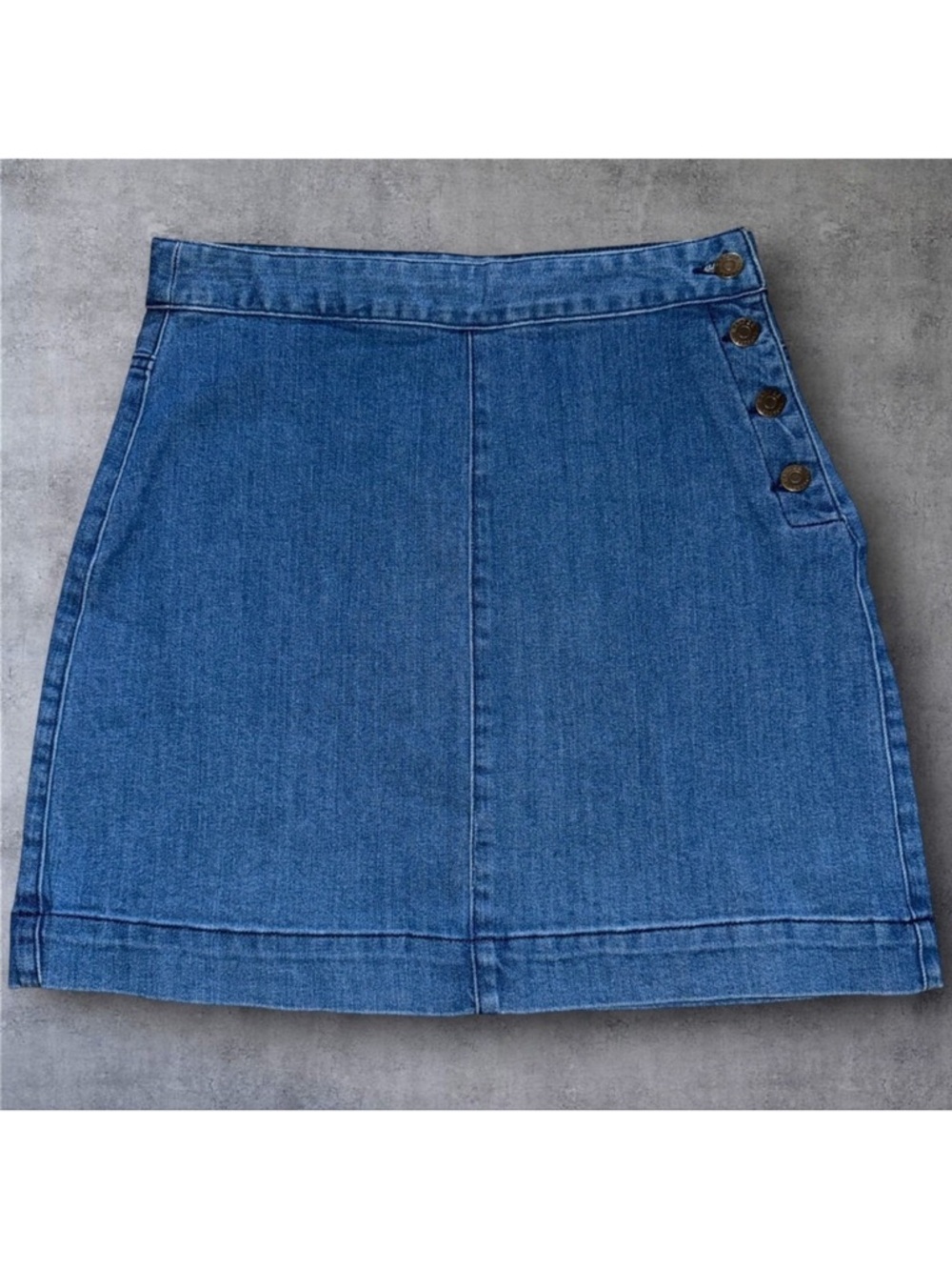 Harper Heritage size M denim mini skirt with 4 side button closure - Picture 3 of 7